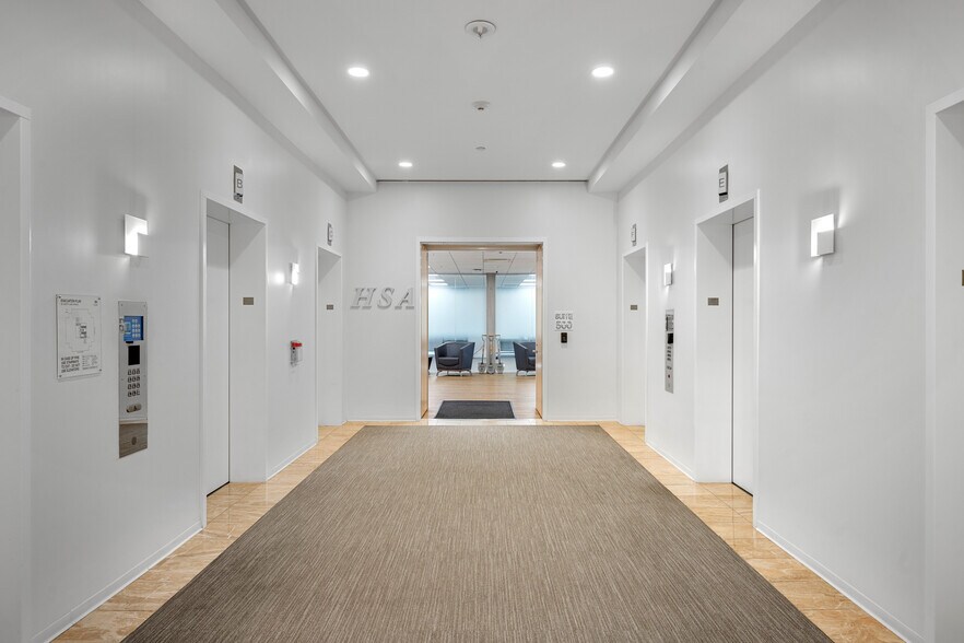 More Photos Of 301 N Lake Ave, Pasadena Office For Lease