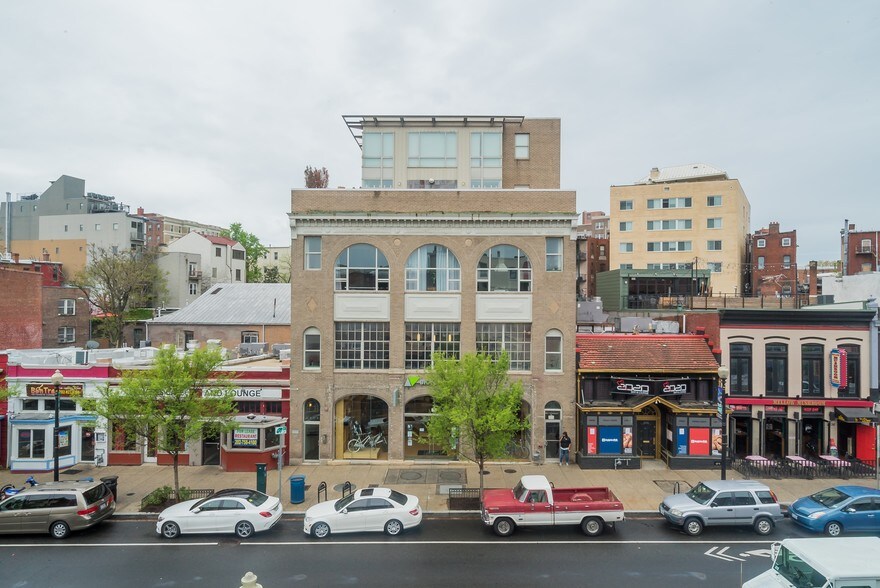 More Photos Of 2424 18th St NW, Washington Office For Lease