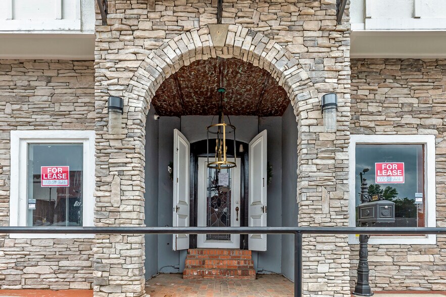 More Photos Of 117 N Jefferson Ave, Eatonton Storefront For Sale