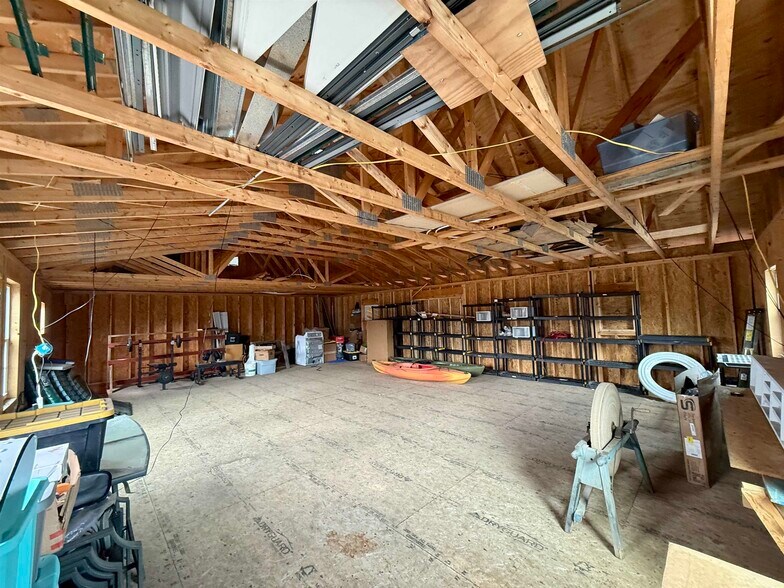 More Photos Of 51 Crane Rd, Winthrop General Retail For Sale
