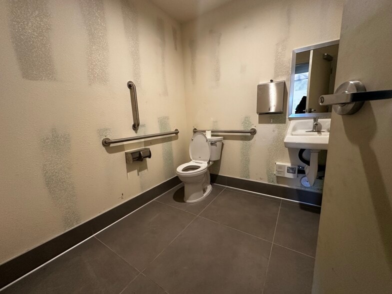 More Photos Of 9713-9799 Baseline Rd, Rancho Cucamonga Unknown For Lease