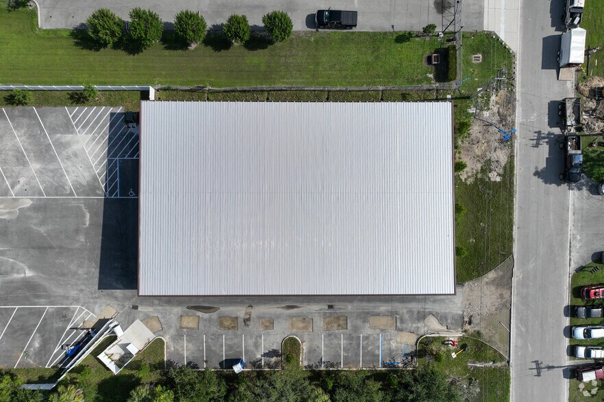 More Photos Of 2644 NE 9th Ave, Cape Coral Unknown For Lease