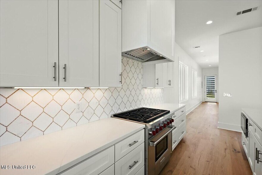 More Photos Of 253 N Natchez Dr, Madison Apartments For Sale