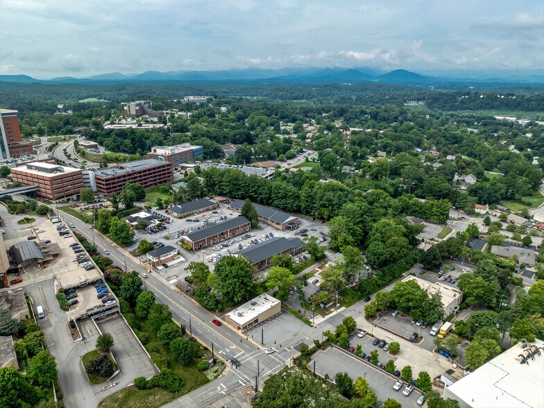 More Photos Of 373 Biltmore Ave, Asheville Medical For Lease