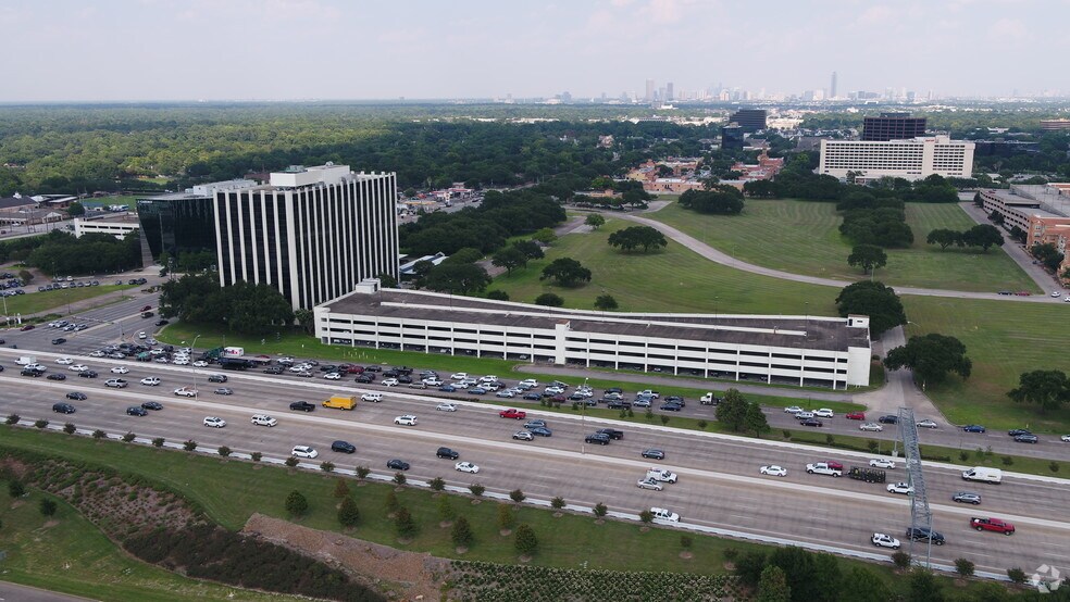 More Photos Of 10205 Westheimer Rd, Houston Office For Lease