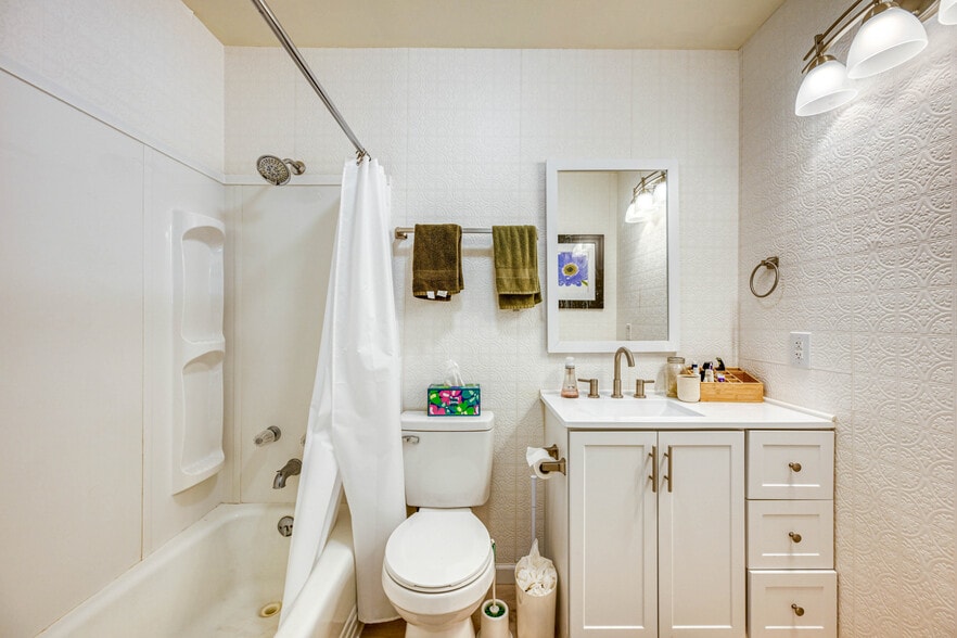 More Photos Of 1632 E Saint Louis Ave, Las Vegas Apartments For Sale