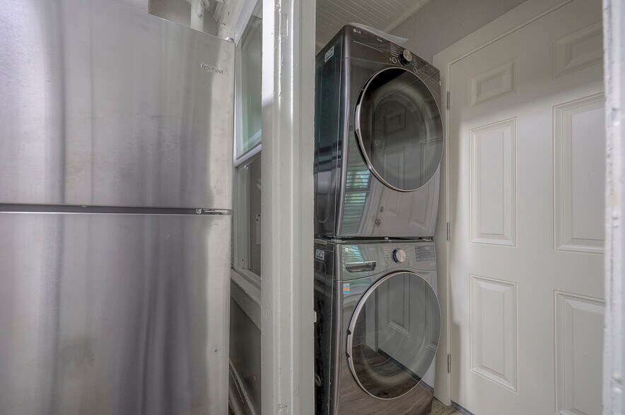More Photos Of 4220 Harrison St, Kansas City Apartments For Sale