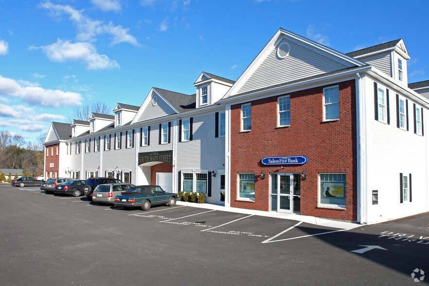 More Photos Of 100 S Main St, Middleton Office For Lease