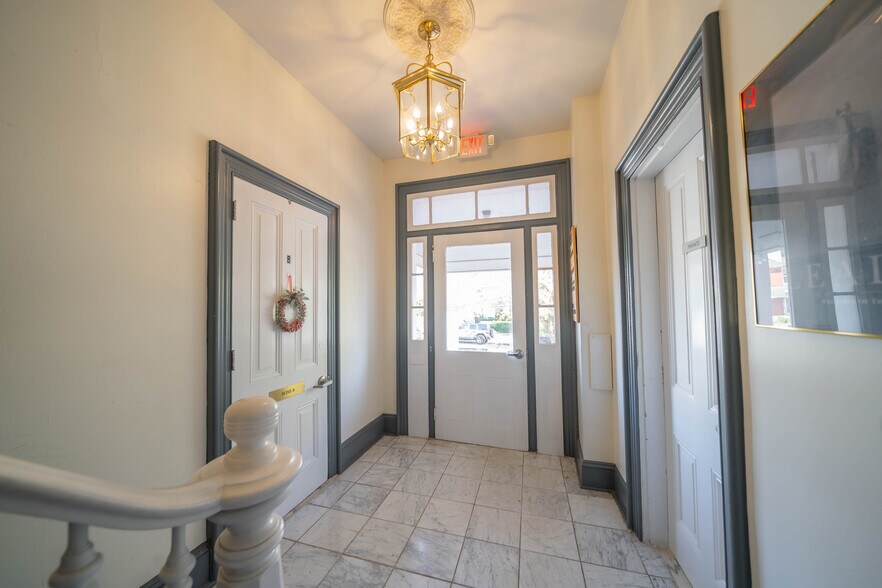 More Photos Of 116 S Broad St, Kennett Square Office Residential For Lease