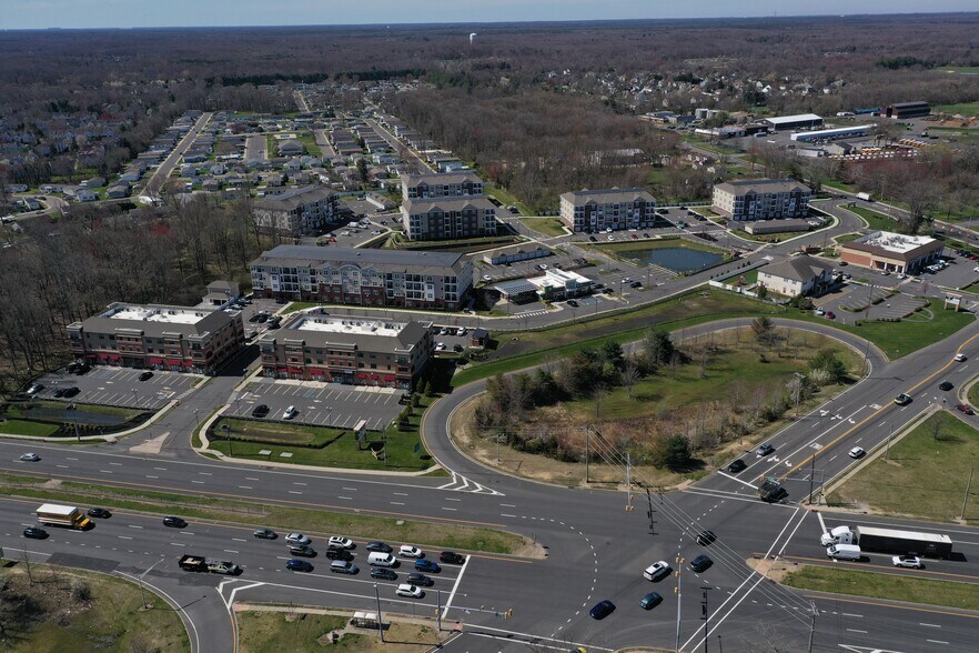 More Photos Of 3300 US Highway 9, Freehold Unknown For Lease