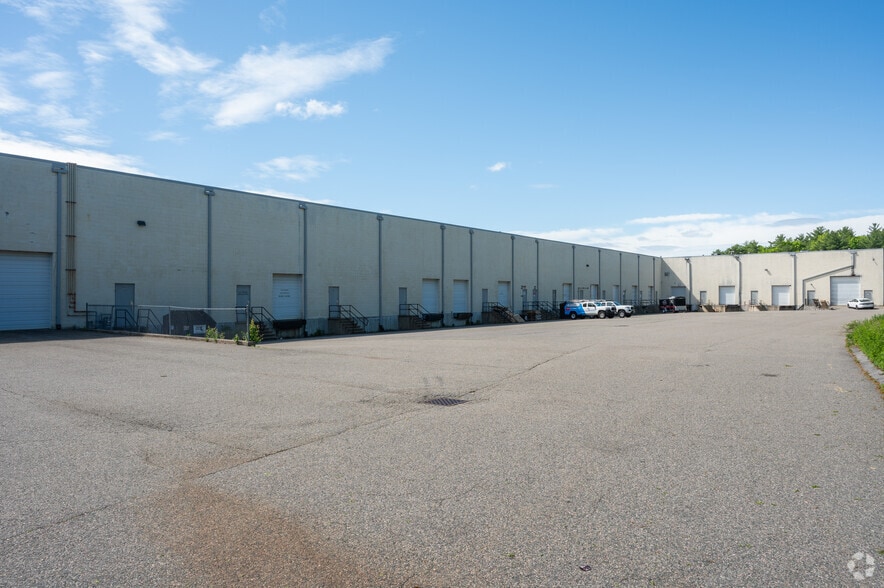 More Photos Of 42 Winter St, Pembroke Light Distribution For Sale