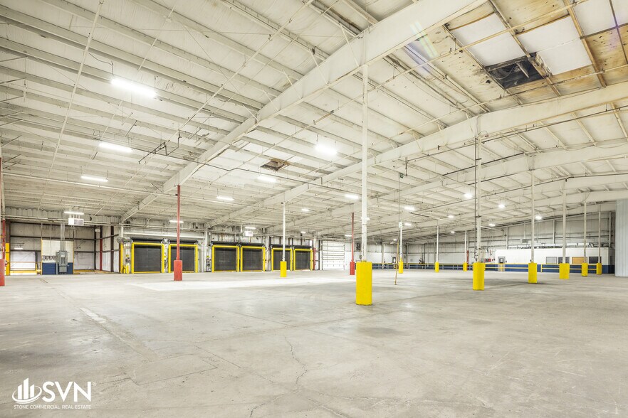 More Photos Of 1285 Enterprise Dr, Winchester Warehouse For Lease