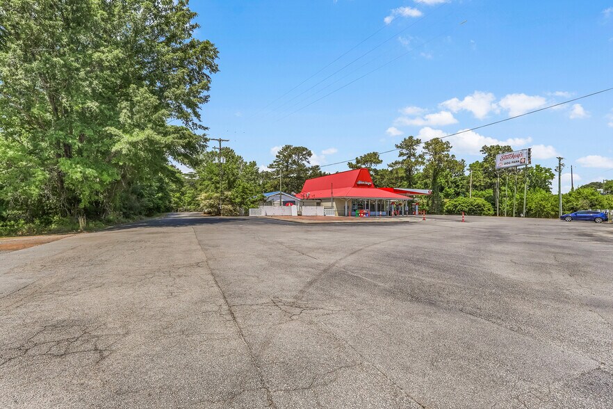 More Photos Of 500 Buff Blvd, Summerton General Retail For Sale