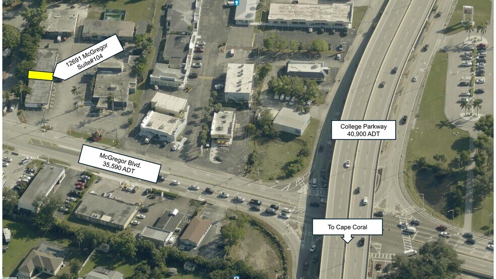 More Photos Of 12691-12695 Mcgregor Blvd, Fort Myers Unknown For Lease