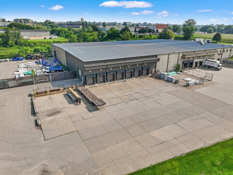 Primary Photo Of 4949 Chavenelle Rd, Dubuque Industrial For Lease