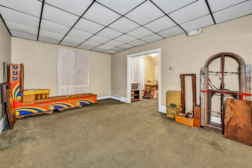 More Photos Of 6318 Lorain Ave, Cleveland Loft Creative Space For Sale