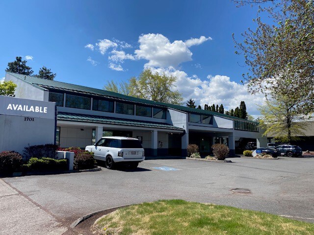 Primary Photo Of 1701 NE 3rd St, Bend Bank For Lease