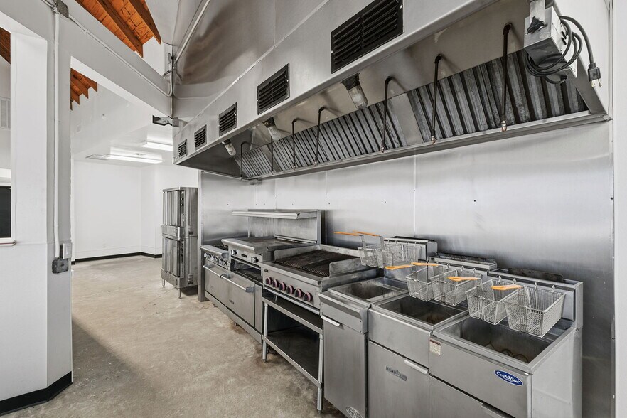 More Photos Of 9903 FM 2759 Rd, Richmond Specialty For Sale