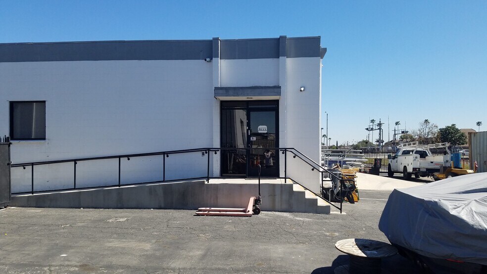 More Photos Of 1220 W 9th St, Upland Service For Sale