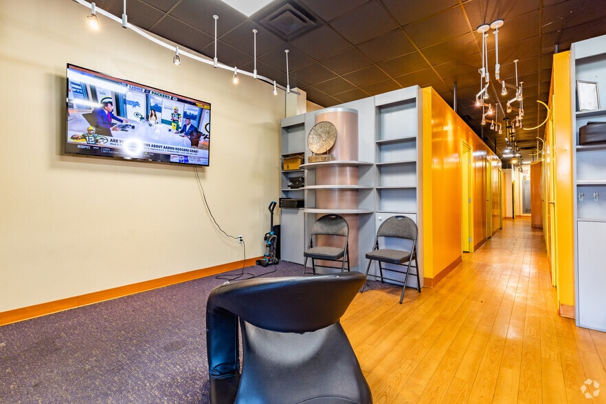 More Photos Of 2611 SW 19th Avenue Rd, Ocala Storefront For Lease