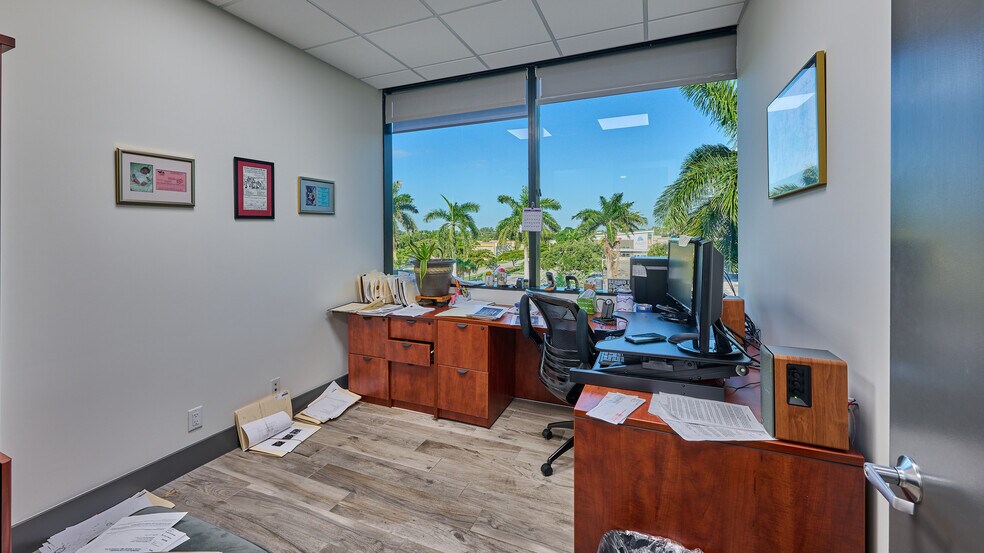 More Photos Of 4800 N Federal Hwy, Boca Raton Medical For Sale