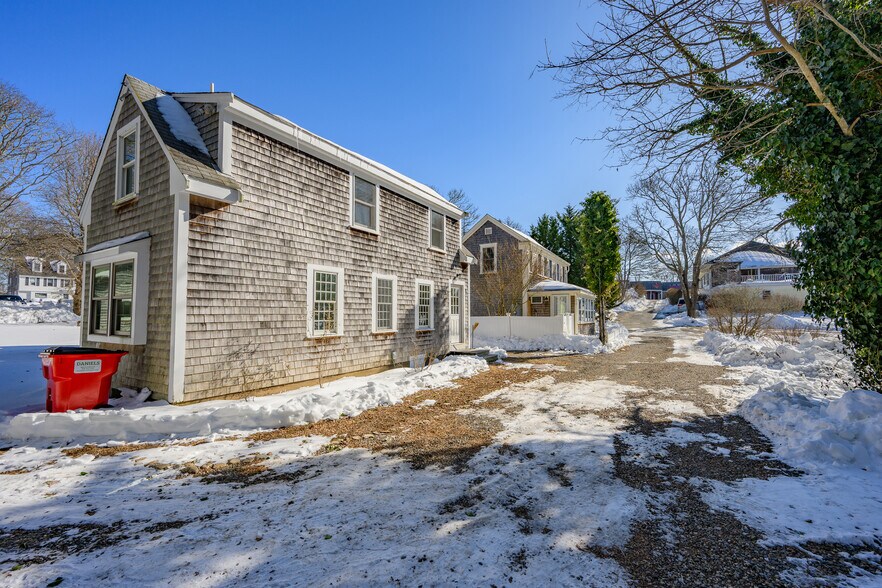 More Photos Of 88, 86A, & 86B MA-6A, Orleans Apartments For Sale