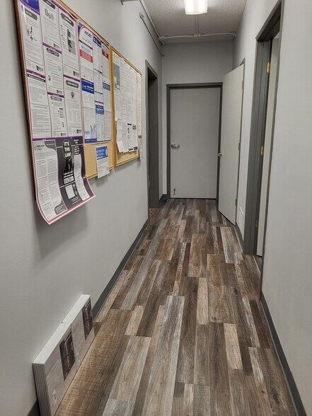 More Photos Of 555 Conger St, Eugene Flex For Sale