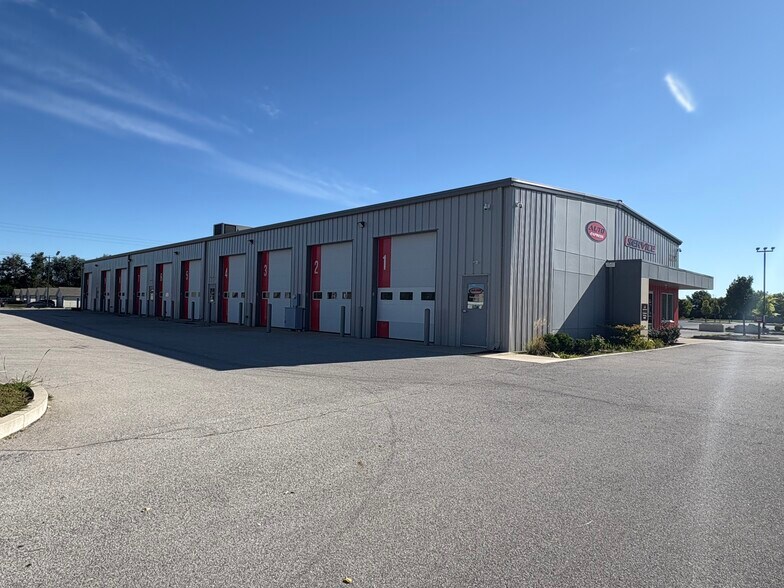 More Photos Of 2206 IFCU Way way, Lafayette Auto Repair For Sale