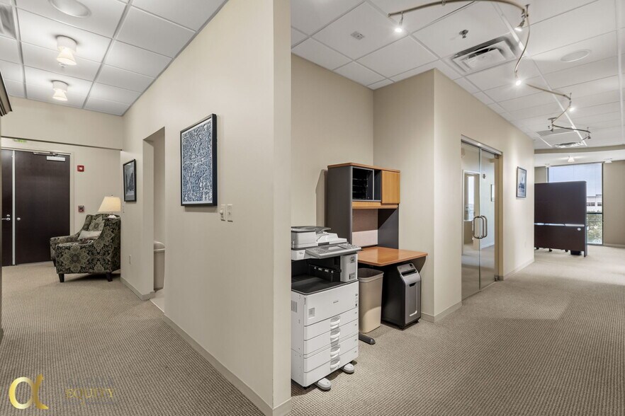 More Photos Of 1525 International Pky, Lake Mary Office For Sale