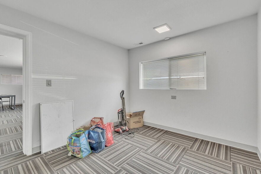 More Photos Of 2128 E Bijou St, Colorado Springs Freestanding For Lease