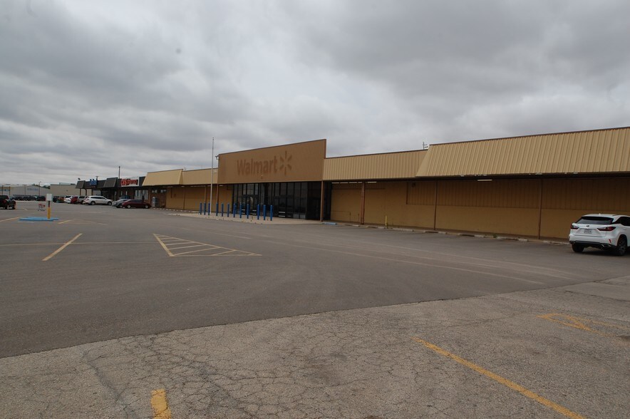 More Photos Of 2406 Lubbock Hwy, Lamesa Unknown For Lease
