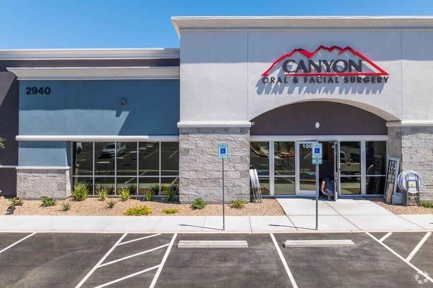 More Photos Of 2940 W Horizon Ridge Pky, Henderson Medical For Lease