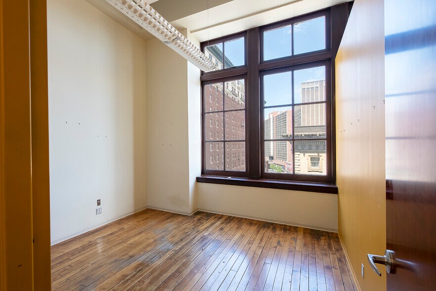 More Photos Of 1228 Euclid Ave, Cleveland Office For Lease