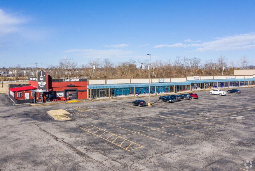More Photos Of 2416 Music Valley Dr, Nashville Storefront Retail Office For Lease