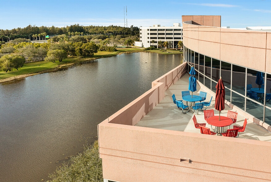More Photos Of 1301 International Pky, Sunrise Office For Lease