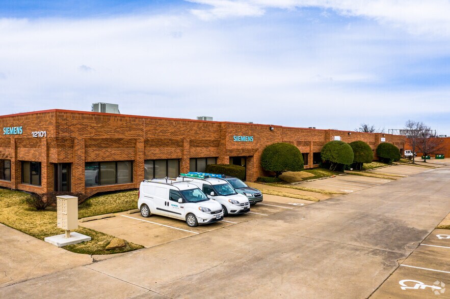 More Photos Of 12101 E 51st St, Tulsa Unknown For Lease