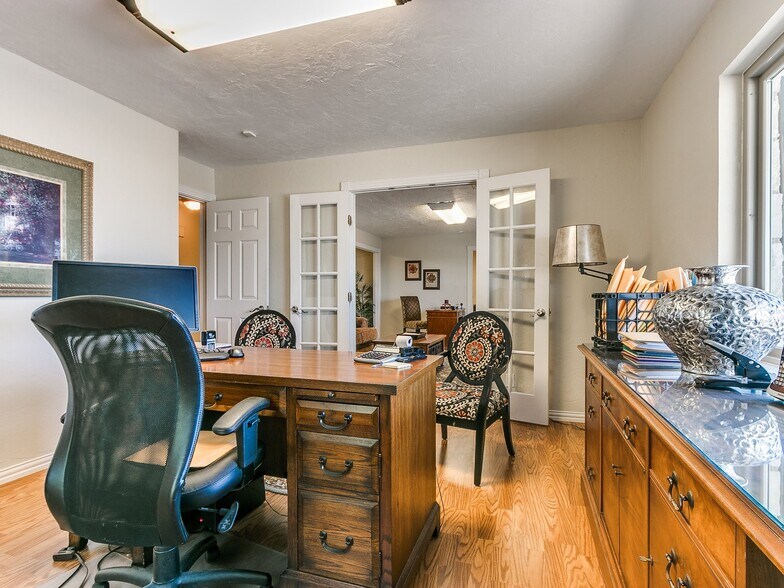 More Photos Of 16446 NE 23rd St, Choctaw Office Residential For Sale