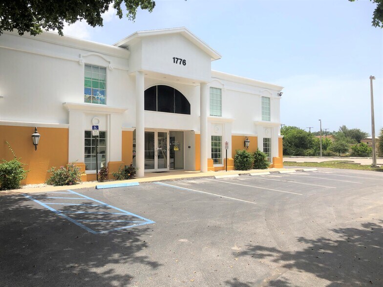 More Photos Of 1776 Lake Worth Rd, Lake Worth Office For Lease