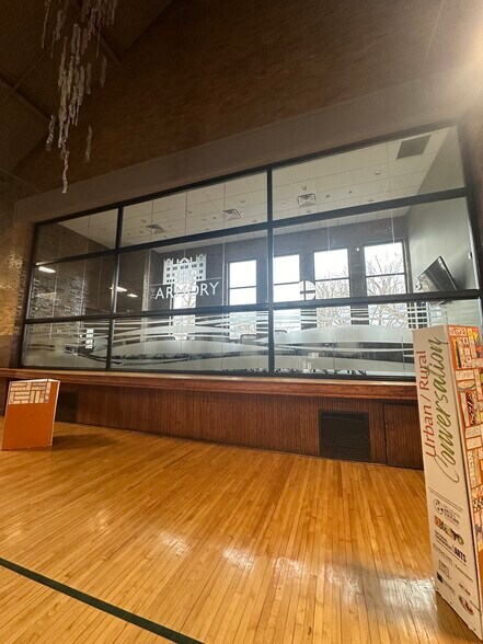 More Photos Of 215 N Water St, Owosso Office For Lease