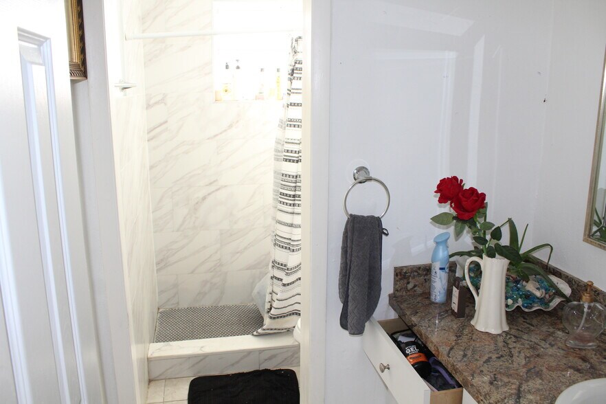 More Photos Of 63 NE 10th St, Homestead Apartments For Sale