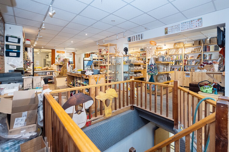 More Photos Of 4320-4324 St Saint-Denis, Montréal Multifamily For Sale