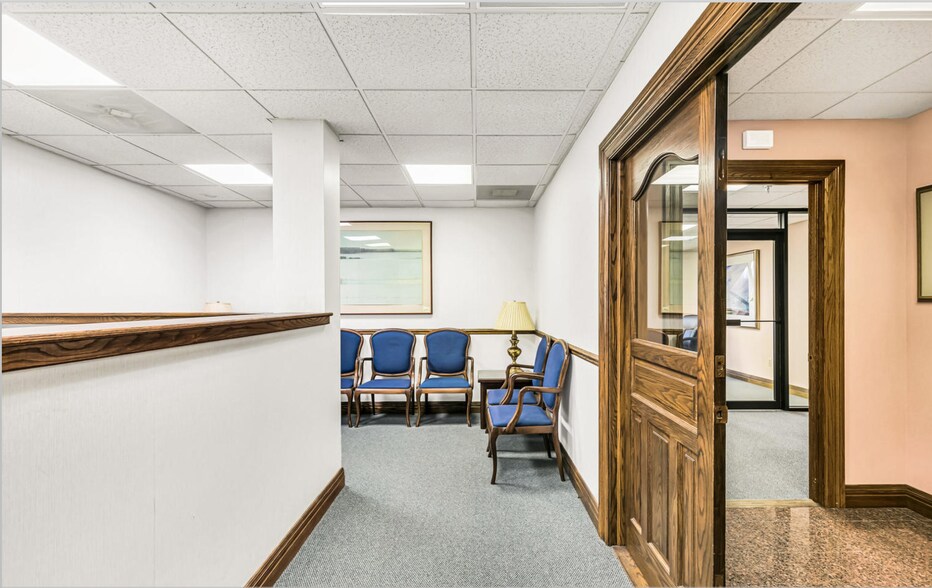 More Photos Of 10 Allen St, Toms River Office For Lease