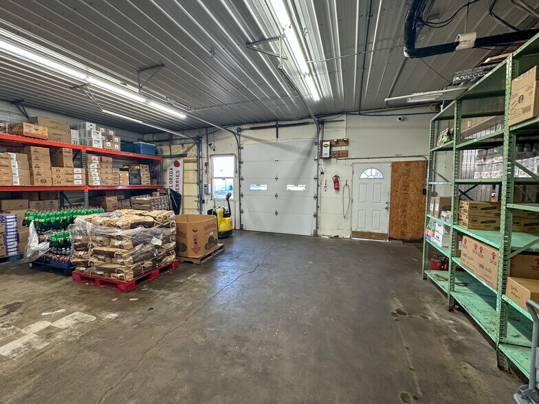 More Photos Of 6839 Outer Rd, Mountain Grove Supermarket For Sale