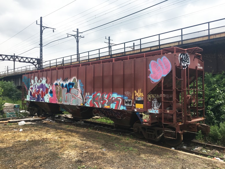 More Photos Of 815 E 135th St, Bronx Warehouse For Lease