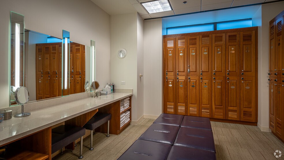 More Photos Of 1000 Louisiana St, Houston Office For Lease