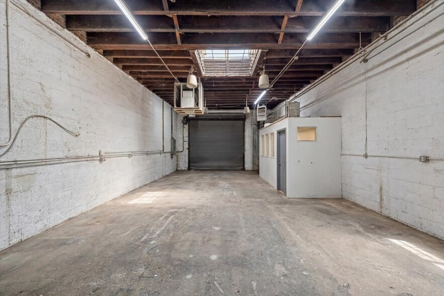 More Photos Of 51 Coffey St, Brooklyn Warehouse For Lease