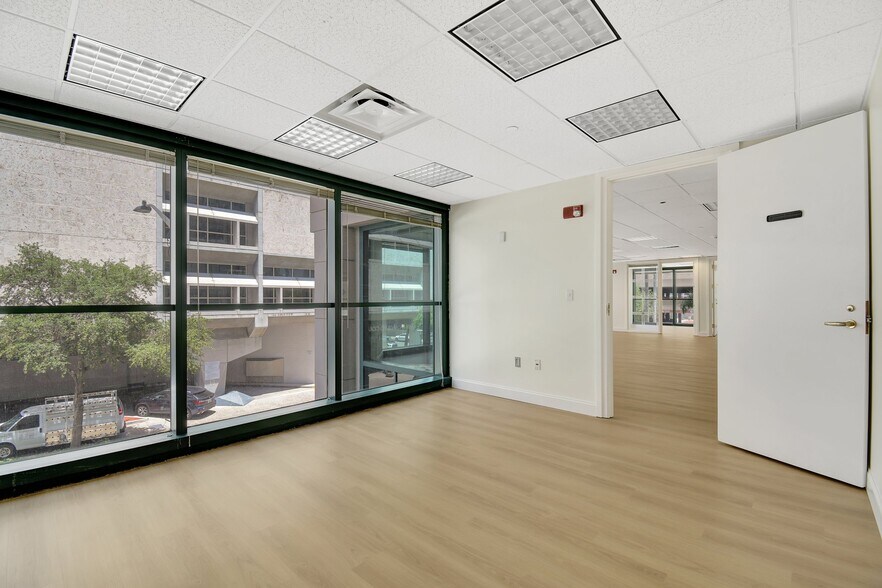 More Photos Of 200 S Andrews Ave, Fort Lauderdale Medical For Sale