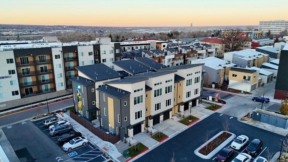More Photos Of 2900 – 2940 W Parkside Place, Denver Apartments For Sale