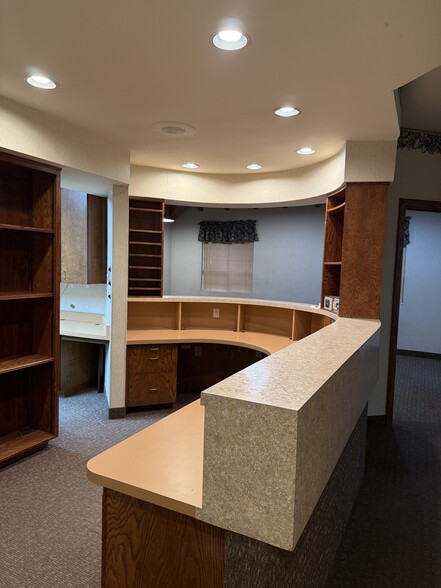 More Photos Of 100 Horseshoe Lane, Weaverville Medical For Lease