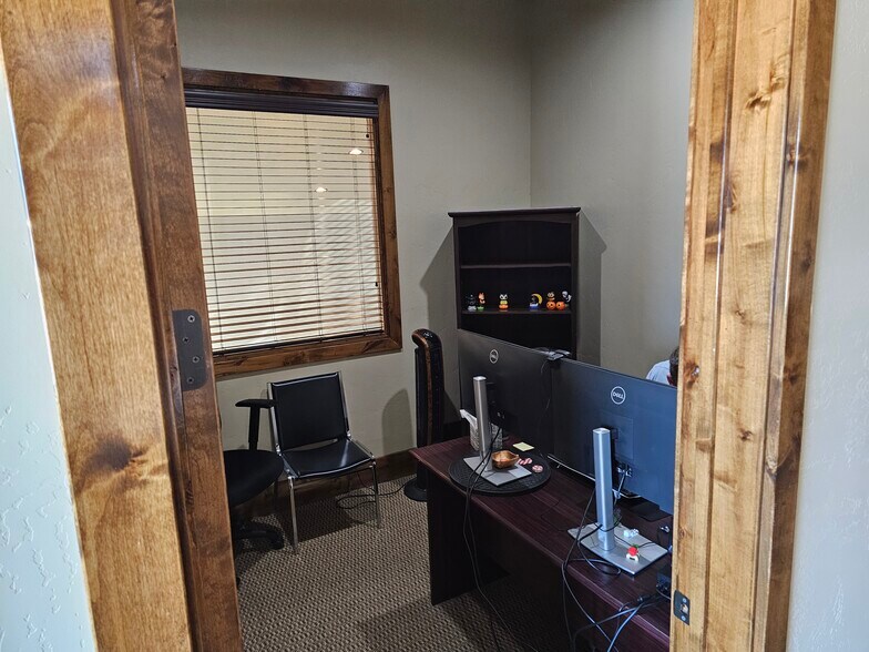 More Photos Of 58 N 1100 W, Payson Flex For Sale